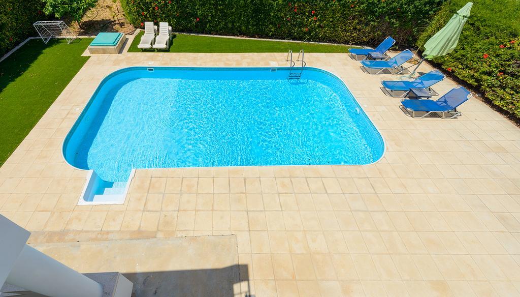 Merab Center Villas Ayia Napa Room photo