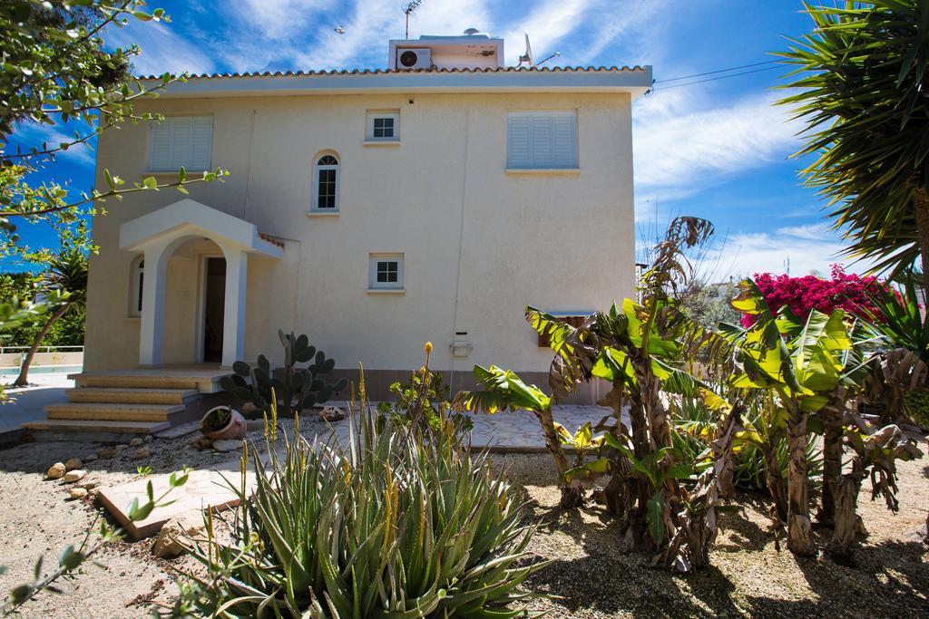 Merab Center Villas Ayia Napa Exterior photo